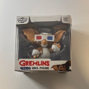 Culturefly Gremilns Gizmo Vinyl Figure featuring the character wearing 3D glasse